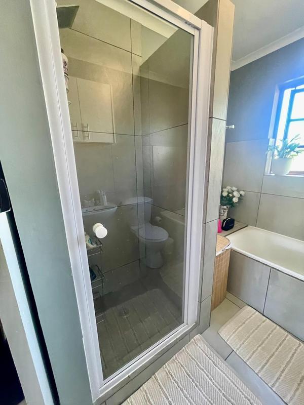To Let 1 Bedroom Property for Rent in Durbanville Western Cape